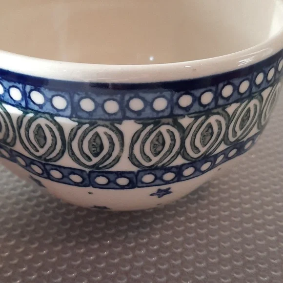 Polish Pottery Apple Covered Dish - Picture 4 of 8